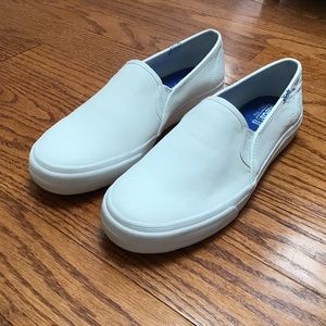 Slip on white Leather Keds size 9